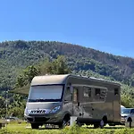 Góry Stołowe Camp - Całoroczne Miejsce Na Kamper, Przyczepę Lub Namiot * Radkow