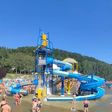 Gory Stolowe Camp - Caloroczne Miejsce Na Kamper, Przyczepe Lub Namiot Radkow