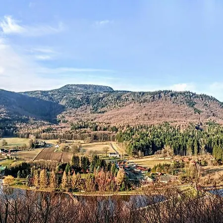 Gory Stolowe Camp - Rodzinne Pole Biwakowe, Kampery, Przyczepy, Namioty
