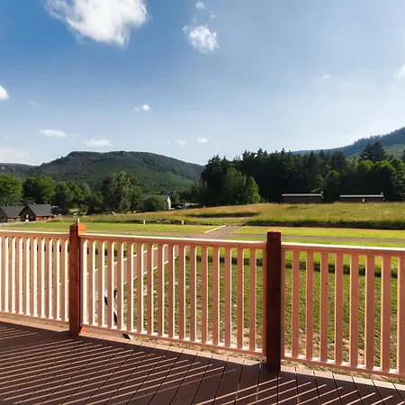 Gory Stolowe Camp - Caloroczne Miejsce Na Kamper, Przyczepe Lub Namiot