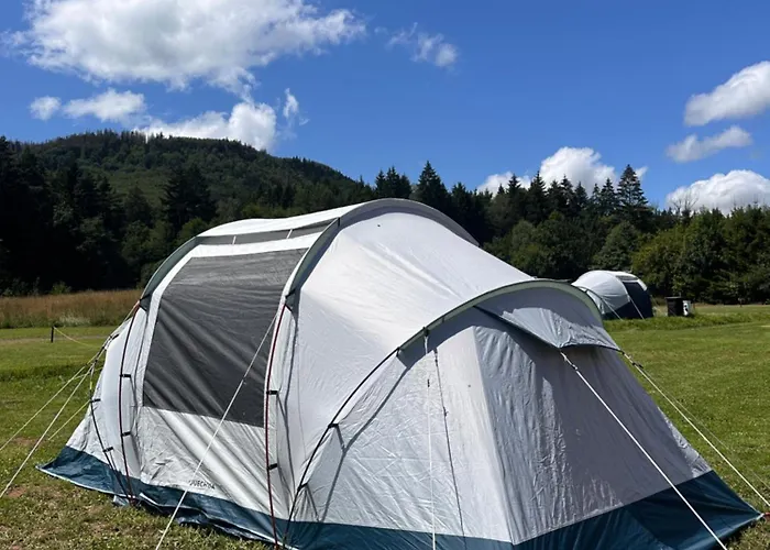Gory Stolowe Camp - Caloroczne Miejsce Na Kamper, Przyczepe Lub Namiot Camping Radkow